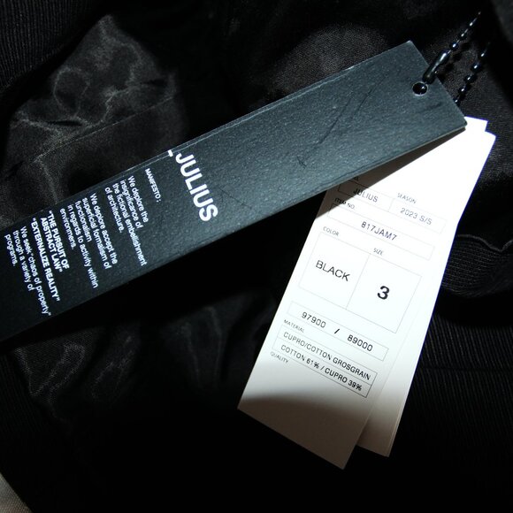 BNWT SS23 JULIUS "GALLU" DUAL MATERIAL CROPPED JACKET 3 - Picture 8 of 12